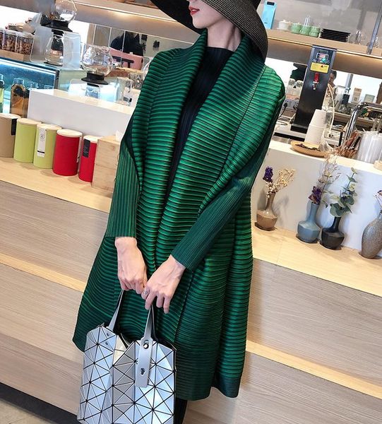 selling fashion fold trench coat loose long-sleeved gradient turn-down collar trench coat in stock, Tan;black
selling fashion fold trench coat loose long-sleeved gradient turn-down collar trench coat in stock, Tan;black