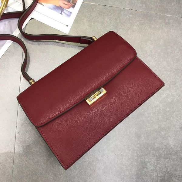 european pure color fashion shoulder bag 2019 fashion appearance perfect design style global cowhide material simple bag for
european pure color fashion shoulder bag 2019 fashion appearance perfect design style global cowhide material simple bag for
