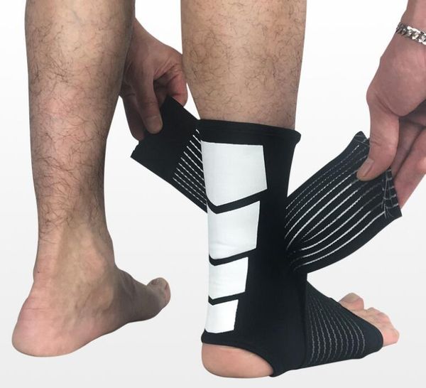 ankle support wholesale breathable guard pad elastic bandage for outdoor sports, Blue;black
ankle support wholesale breathable guard pad elastic bandage for outdoor sports, Blue;black