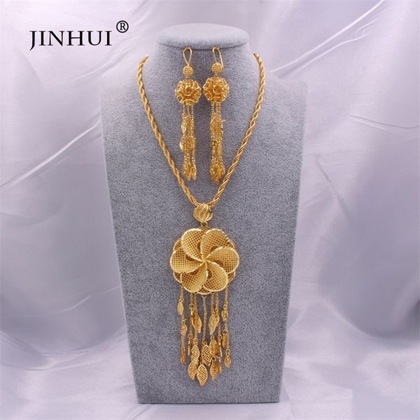 dubai 24k gold color jewelry sets for women indian ethiopia necklace pendant earrings set africa saudi arabia wedding party gift 201222, Slivery;crystal
dubai 24k gold color jewelry sets for women indian ethiopia necklace pendant earrings set africa saudi arabia wedding party gift 201222, Slivery;crystal