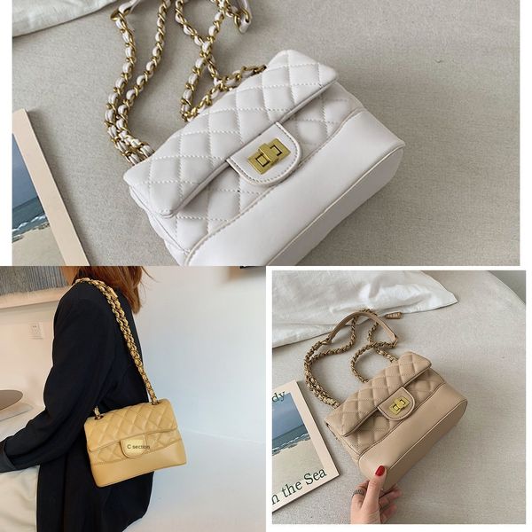 women's 2019 new fashion lingge chain shoulder small small square bagsquare bag korean version versatile lock single shoulder messenger
women's 2019 new fashion lingge chain shoulder small small square bagsquare bag korean version versatile lock single shoulder messenger