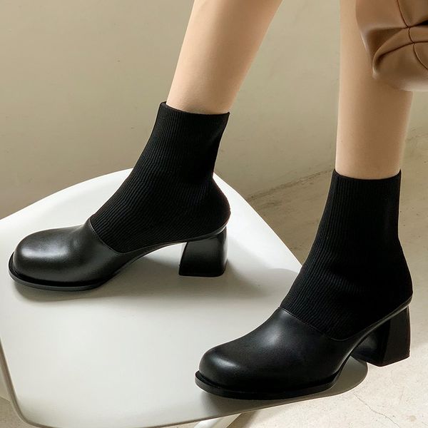 2021new women white black ankle boots women genuine leather stretch cotton fabric chunky high heels chic slip on short booties
2021new women white black ankle boots women genuine leather stretch cotton fabric chunky high heels chic slip on short booties