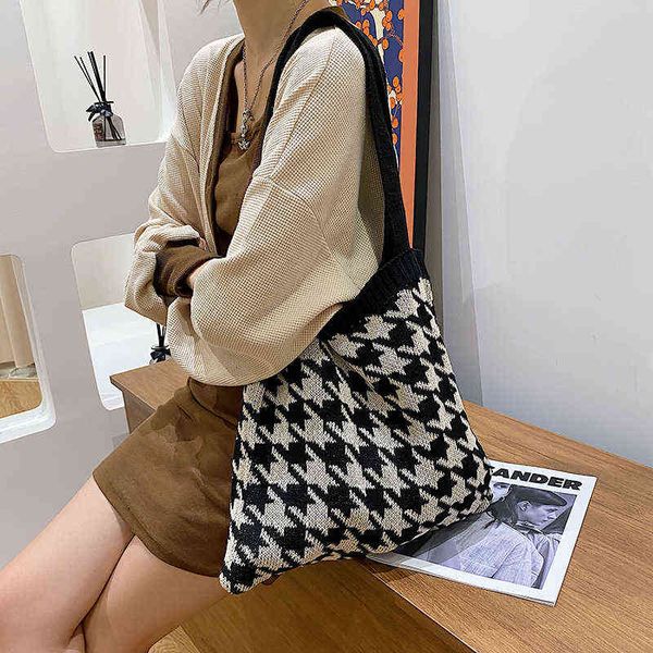 shopping bags simple casual houndstooth knitted tote bags for women 2021 new winter shoulder bag female big handbags travel shopping bag 776
shopping bags simple casual houndstooth knitted tote bags for women 2021 new winter shoulder bag female big handbags travel shopping bag 776