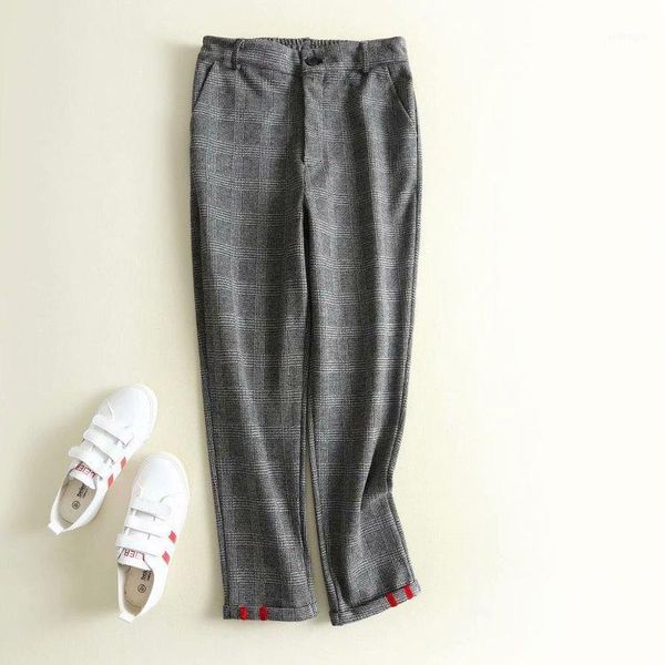 wind elastic plaid pipe pants new back elastic waist flanging pants female1, Black;white
wind elastic plaid pipe pants new back elastic waist flanging pants female1, Black;white