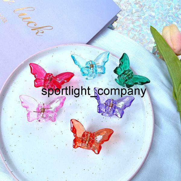 2022 vintage butterfly hair claws for women girl 2020 plastic 4 claws hairpin korean headwear hair styling tool barrette women, Slivery;white
2022 vintage butterfly hair claws for women girl 2020 plastic 4 claws hairpin korean headwear hair styling tool barrette women, Slivery;white