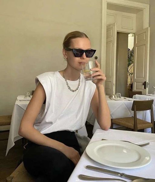 2020 women's trend ins summer dark net cotton loose shoulder pad t-shirt, Black;gray
2020 women's trend ins summer dark net cotton loose shoulder pad t-shirt, Black;gray