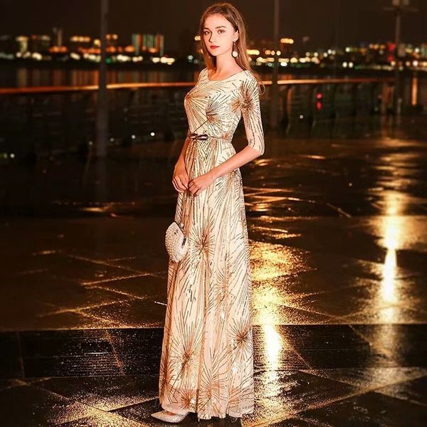 2021 new elegant half line evening costumes lantejoulas o-neck feast dressed as a goat to ground myuy, Black;red
2021 new elegant half line evening costumes lantejoulas o-neck feast dressed as a goat to ground myuy, Black;red