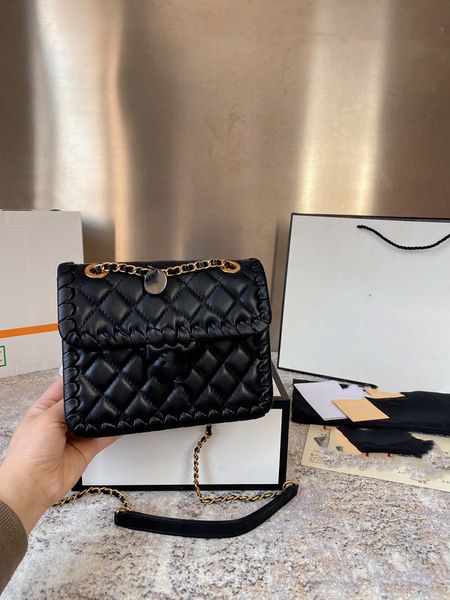 2022 women fashion classic premium brand evening bags shoulder bag chain bag spring and summer new style size:20 16
2022 women fashion classic premium brand evening bags shoulder bag chain bag spring and summer new style size:20 16