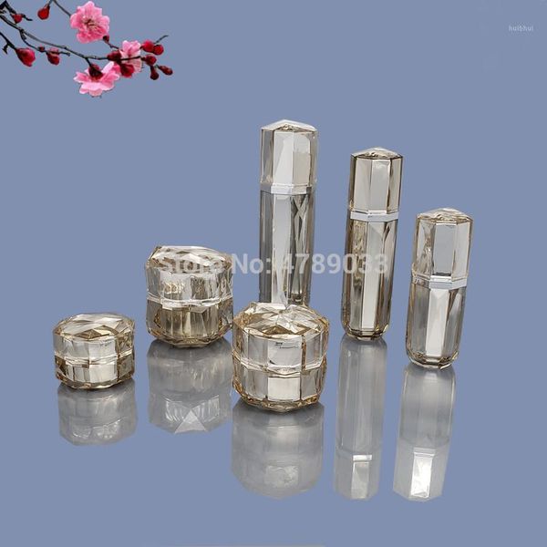 6pcs/lot 10/15/30/50g gold/silver cream cosmetic jar pot 30/50/100ml empty spray bottle/lotion pump bottle refillable container1
6pcs/lot 10/15/30/50g gold/silver cream cosmetic jar pot 30/50/100ml empty spray bottle/lotion pump bottle refillable container1