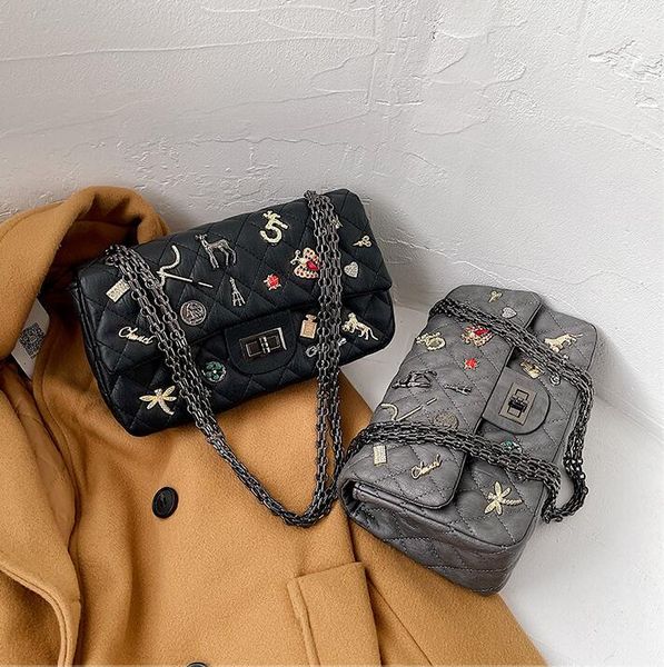 factory wholesale women bag street fashion plaid leather messenger handbags rivet fashions shoulder handbag personalized diamond chain bags, Black;red
factory wholesale women bag street fashion plaid leather messenger handbags rivet fashions shoulder handbag personalized diamond chain bags, Black;red