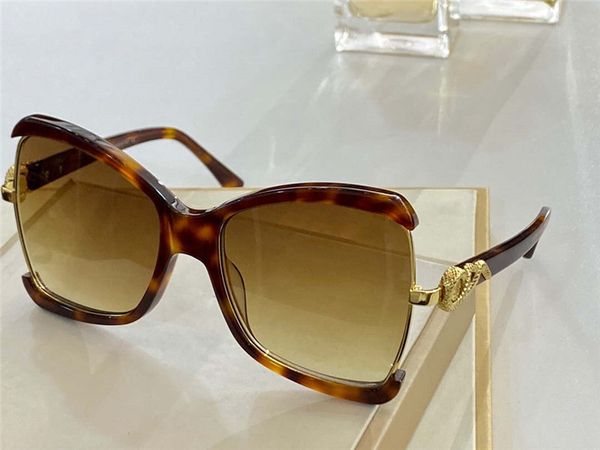 1128 new fashion ladies sunglasses large rectangular butterfly mirror plate plus metal frame eye protection uv protection box, White;black
1128 new fashion ladies sunglasses large rectangular butterfly mirror plate plus metal frame eye protection uv protection box, White;black