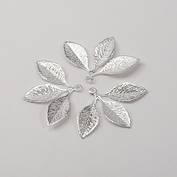 20pcs 31x2m metal filigree leaf pendants gold silver color floating charms accessoies for diy jewelry making lead nickel h jllobd
20pcs 31x2m metal filigree leaf pendants gold silver color floating charms accessoies for diy jewelry making lead nickel h jllobd