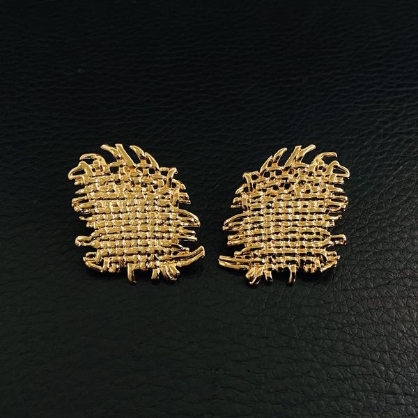 mesh woven earrings women europe and america vintage autumn and winter earrings light luxury ins cold wind irregular 925 silver needle, Golden
mesh woven earrings women europe and america vintage autumn and winter earrings light luxury ins cold wind irregular 925 silver needle, Golden