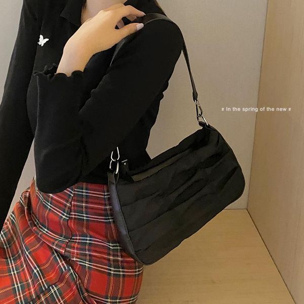 2020 new fashion pleated underarm bag simple solid color single shoulder baguette bags women casual phone packet b604
2020 new fashion pleated underarm bag simple solid color single shoulder baguette bags women casual phone packet b604