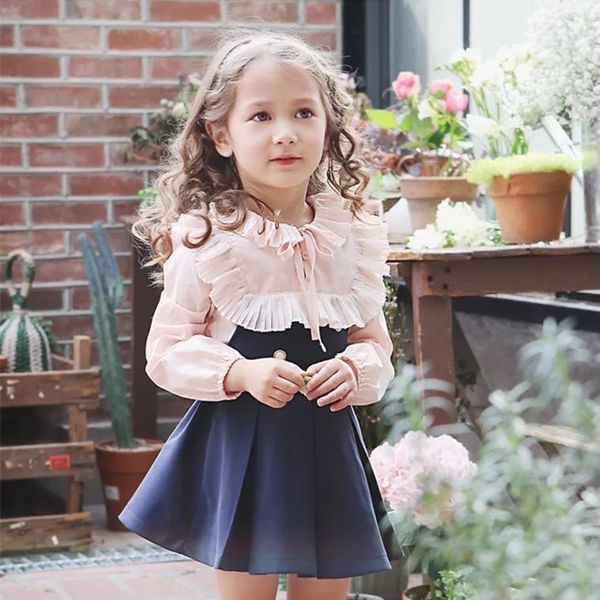 wholesale kids girls clothing sets spring white shirts with ruffles skirts putfits
wholesale kids girls clothing sets spring white shirts with ruffles skirts putfits