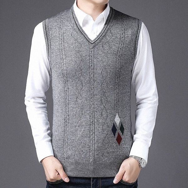 men's pullover sweater knitted color block argyle stylish vintage style sleeveless slim sweater cardigans v neck fall winter gray light, White;black
men's pullover sweater knitted color block argyle stylish vintage style sleeveless slim sweater cardigans v neck fall winter gray light, White;black
