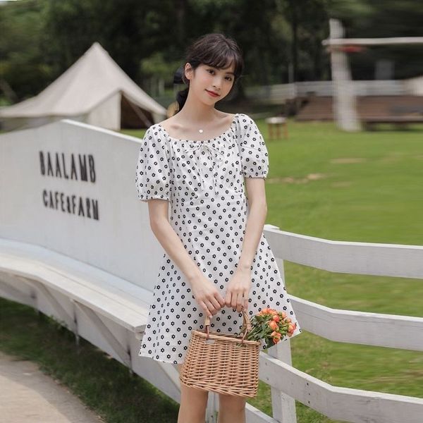 2020 summer new style small fresh one word collar open collarbone small chrysanthemum bubble short dress sleeve high waist short dress 0dj7m, Black;gray
2020 summer new style small fresh one word collar open collarbone small chrysanthemum bubble short dress sleeve high waist short dress 0dj7m, Black;gray