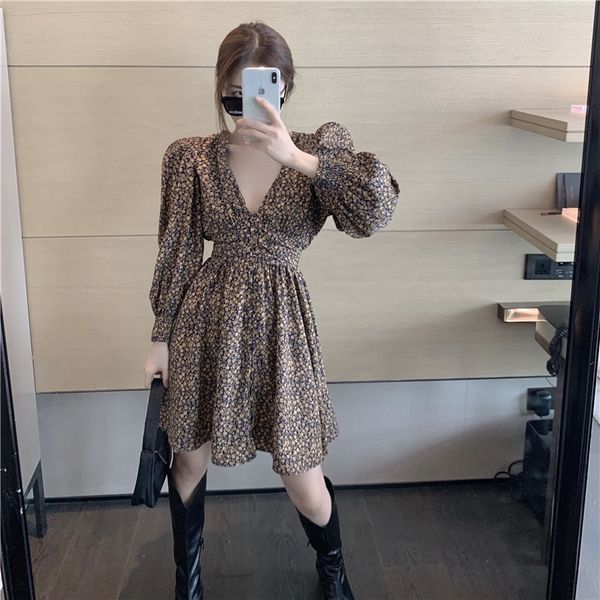 trkvc french zhang xiu floral zhang xiu mbwk1 v-neck qun dress 2020 new autumn light mature stylesmall waistslim long sleeve skirt qun, Black;gray
trkvc french zhang xiu floral zhang xiu mbwk1 v-neck qun dress 2020 new autumn light mature stylesmall waistslim long sleeve skirt qun, Black;gray