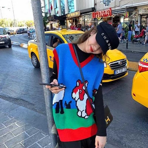 covering yarn women sleeveless pullover fall 2020 japanese kawaii cartoon animals v neck knitted sweater vest blue pink, Black;white
covering yarn women sleeveless pullover fall 2020 japanese kawaii cartoon animals v neck knitted sweater vest blue pink, Black;white
