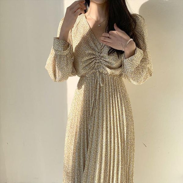 new spring summer elegant women dress v neck long sleeve floral print pleated dress female high waist chiffon party, Black;gray
new spring summer elegant women dress v neck long sleeve floral print pleated dress female high waist chiffon party, Black;gray