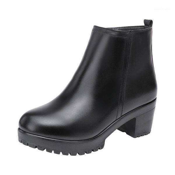 size (32-43) mid heels black genuine leather shoes women boots round toe platform shoes autumn winter ladies short boots1
size (32-43) mid heels black genuine leather shoes women boots round toe platform shoes autumn winter ladies short boots1
