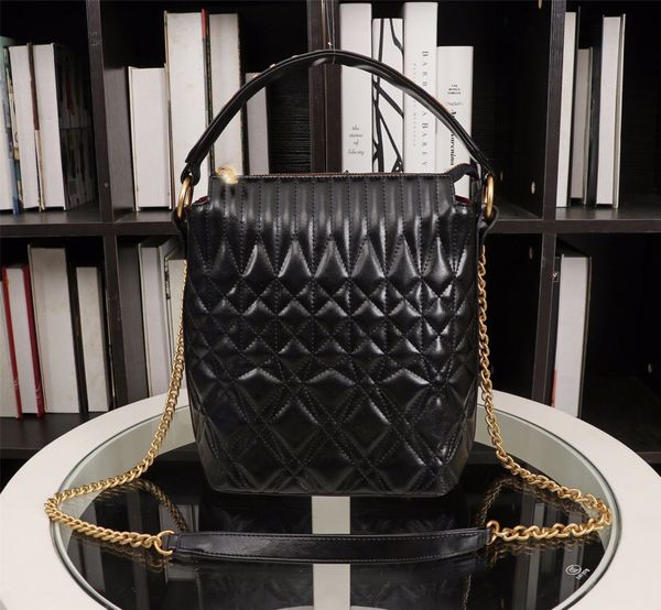 made in real leather clutch purse handbag bag woman bag shoulder bag serial number inside 21-24-14 01
made in real leather clutch purse handbag bag woman bag shoulder bag serial number inside 21-24-14 01