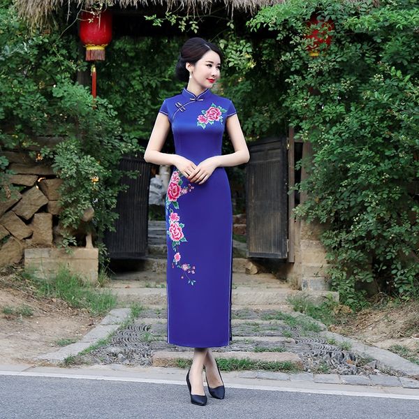 fashionable and improved slim skirt long silk welcome ceremony banquet qipao performance dress fashionable and improved slim skirt long cheo, Black;gray
fashionable and improved slim skirt long silk welcome ceremony banquet qipao performance dress fashionable and improved slim skirt long cheo, Black;gray