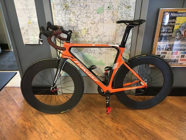 trident thrust complete bicycle carbon frame road bicycle 22 speed 105 5800 6800 r8000 groupset full carbon road complete bike
trident thrust complete bicycle carbon frame road bicycle 22 speed 105 5800 6800 r8000 groupset full carbon road complete bike