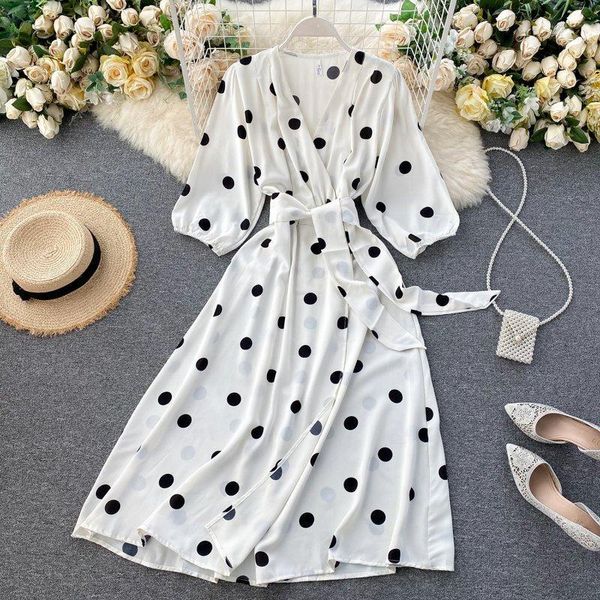 casual dresses ladies vintage robe 2021 spring women 3/4 sleeve holiday wind slim a-line dress vestidos fashion dot printed v-neck, Black;gray
casual dresses ladies vintage robe 2021 spring women 3/4 sleeve holiday wind slim a-line dress vestidos fashion dot printed v-neck, Black;gray