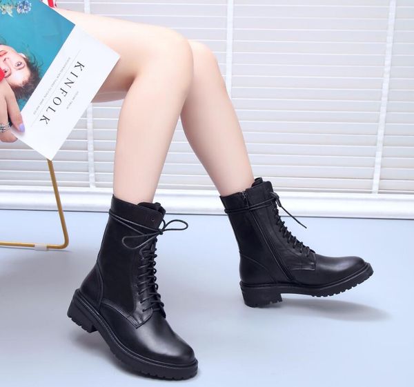2021 leather sshort boots, english style, high- thick-soled, mid-cylinder, motorcycle, boot, Black
2021 leather sshort boots, english style, high- thick-soled, mid-cylinder, motorcycle, boot, Black