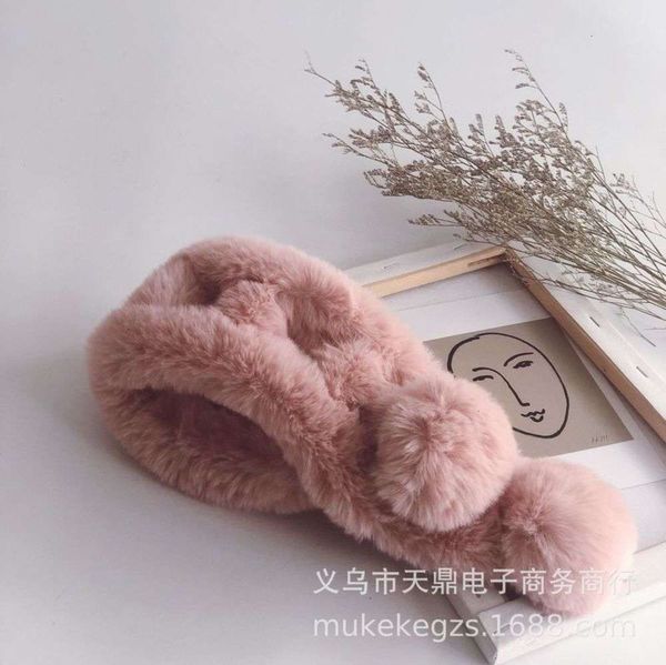 simple solid color ins sle same hollow out plush children's ball scarf cover autumn and winter baby neck rh6y, Red;brown
simple solid color ins sle same hollow out plush children's ball scarf cover autumn and winter baby neck rh6y, Red;brown