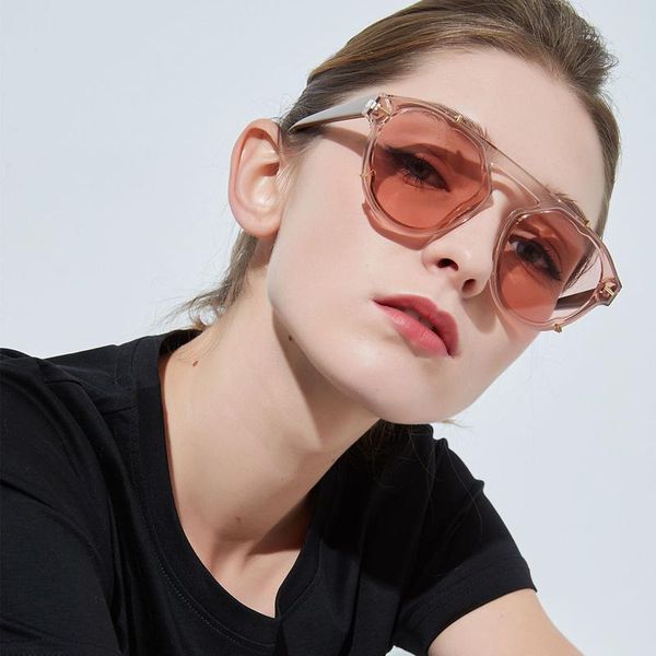 sunglasses retro women round frame 2021 brand designer fashion sun glasses male big uv400, White;black
sunglasses retro women round frame 2021 brand designer fashion sun glasses male big uv400, White;black