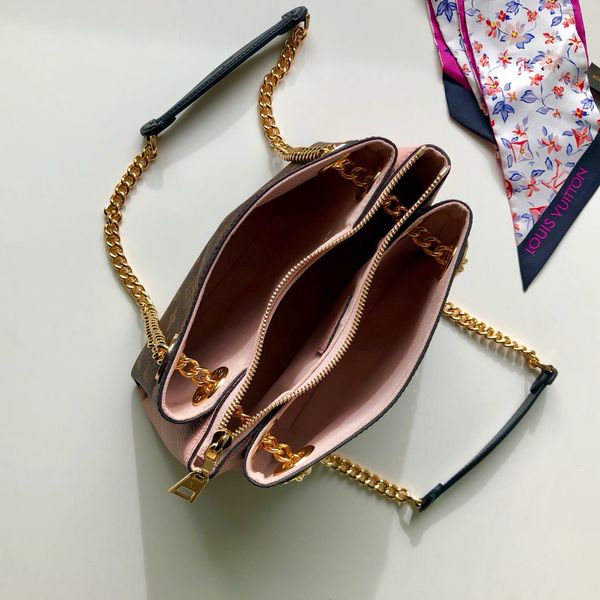 shoulder bag luxurys wallet handbag tote christmas backpack crossbody designers holder bag card size:24*17*11cm junlv566,d136-2 m43777 updp
shoulder bag luxurys wallet handbag tote christmas backpack crossbody designers holder bag card size:24*17*11cm junlv566,d136-2 m43777 updp
