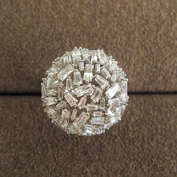 fashion cubic zirconia,classical hollowed round ring ,shinning, for women.rc015, Slivery;golden
fashion cubic zirconia,classical hollowed round ring ,shinning, for women.rc015, Slivery;golden
