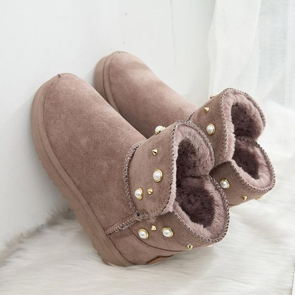 2020 new women boots pearl decoration winter shoes warm black round toe casual plus size female snow boots
2020 new women boots pearl decoration winter shoes warm black round toe casual plus size female snow boots