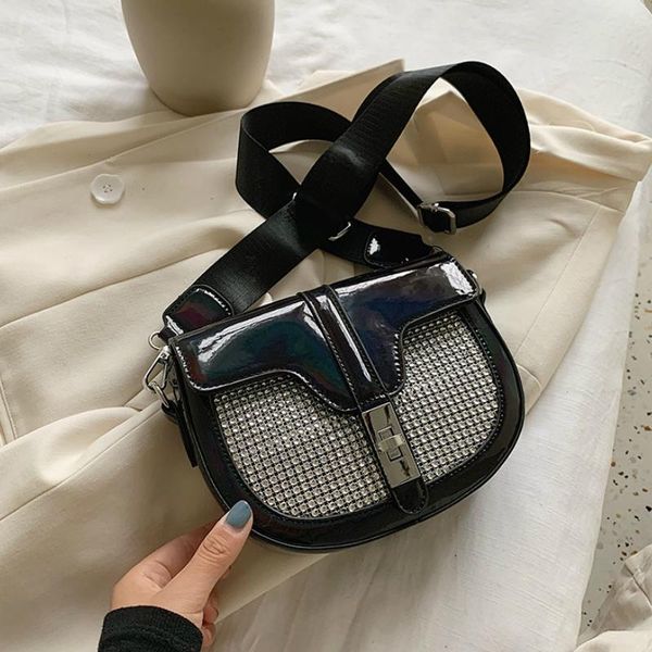 2020 women mini new korean of all-match messenger shoulder fashion ins girl bright diamond pouch crossbody bags
2020 women mini new korean of all-match messenger shoulder fashion ins girl bright diamond pouch crossbody bags