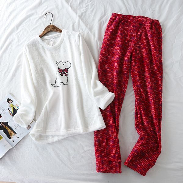 new coral velvet super soft embroidered dog pijamas winter long sleeve pajamas for women cartoon fleece pyjamas warm sleepwear t200110, Black;red
new coral velvet super soft embroidered dog pijamas winter long sleeve pajamas for women cartoon fleece pyjamas warm sleepwear t200110, Black;red