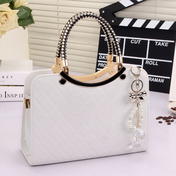 casual women's shoulder shell personalized fashion handbag simple versatile messenger fashion shoulder shell bag bb110 qqmr6
casual women's shoulder shell personalized fashion handbag simple versatile messenger fashion shoulder shell bag bb110 qqmr6