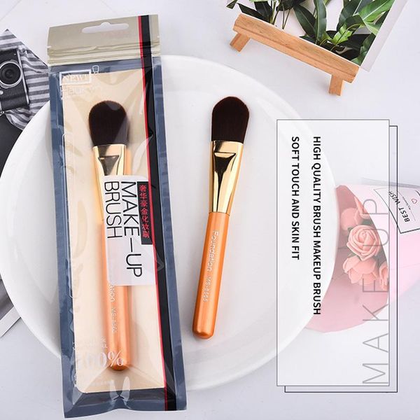 makeup brushes single blush brush wool fiber bristles wooden handle eyeshadow cosmetic good use
makeup brushes single blush brush wool fiber bristles wooden handle eyeshadow cosmetic good use
