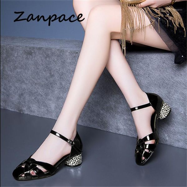 2019 new hollow sandals women thick with rhinestones word buckle shoes casual large size 41 summer fashion high heel sandals1, Black
2019 new hollow sandals women thick with rhinestones word buckle shoes casual large size 41 summer fashion high heel sandals1, Black