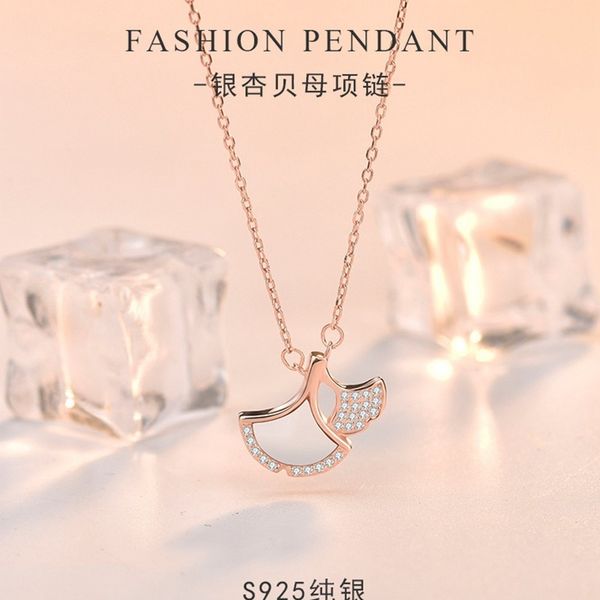 light and luxurious fan-shaped ginkgo leaf necklace singapore chomel minority design clavicle skirt shell net red neck chain, Silver
light and luxurious fan-shaped ginkgo leaf necklace singapore chomel minority design clavicle skirt shell net red neck chain, Silver