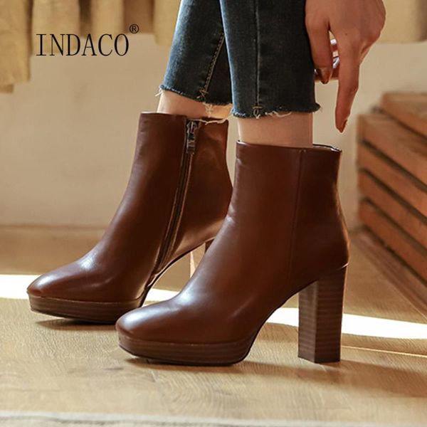 2021 winter women boots platform high heels 9.5cm leather square toe ankle boots for women side zipper, Black
2021 winter women boots platform high heels 9.5cm leather square toe ankle boots for women side zipper, Black