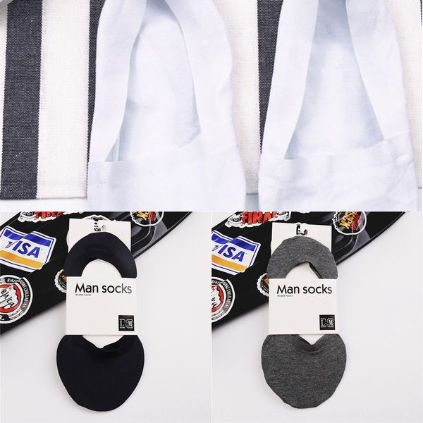 seamless piece solid color invisible men's invisible sockssilicone silicone antiskid boat men's socks anti stripping cotton socks, Black
seamless piece solid color invisible men's invisible sockssilicone silicone antiskid boat men's socks anti stripping cotton socks, Black