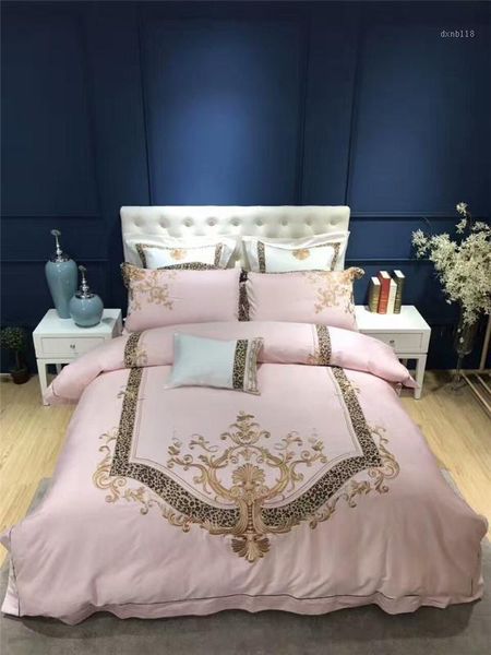 30luxury egyptian cotton gold embroidery pink lady style bedding sets king size wedding duvet cover bed sheet set1
30luxury egyptian cotton gold embroidery pink lady style bedding sets king size wedding duvet cover bed sheet set1