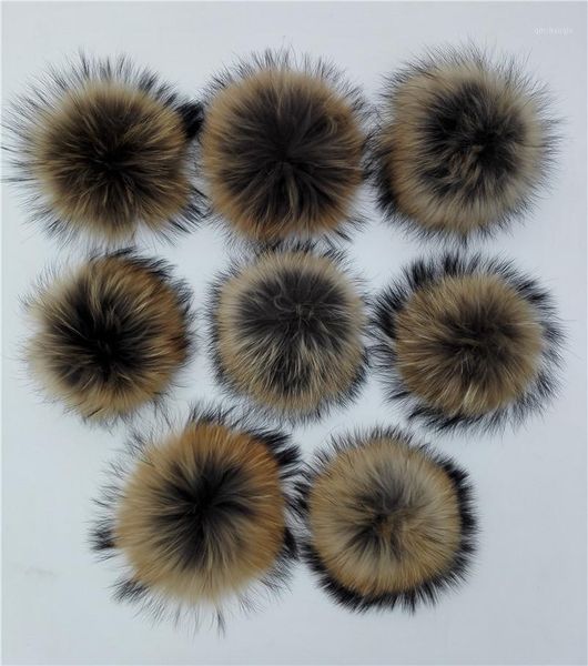 beanies 25pcs/lot wholesale real raccoon fur pom for knitted caps hats bags clothing accessory 15cm balls with buckle1
beanies 25pcs/lot wholesale real raccoon fur pom for knitted caps hats bags clothing accessory 15cm balls with buckle1