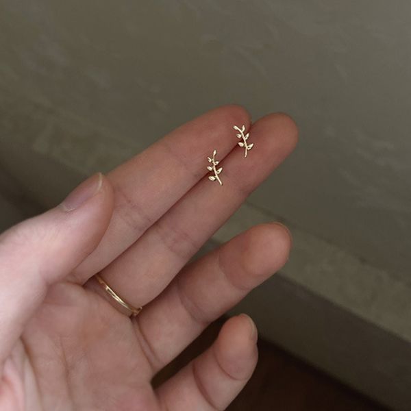 earrings for women 925 sterling silver style 14k gold simple olive branch leaf earrings sweet cute student jewelry, Golden;silver
earrings for women 925 sterling silver style 14k gold simple olive branch leaf earrings sweet cute student jewelry, Golden;silver
