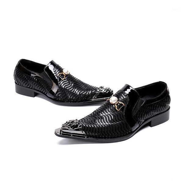 pointed toe black real leather fashion man dress wedding oxfords slip on male design formal shoes sapatos1
pointed toe black real leather fashion man dress wedding oxfords slip on male design formal shoes sapatos1