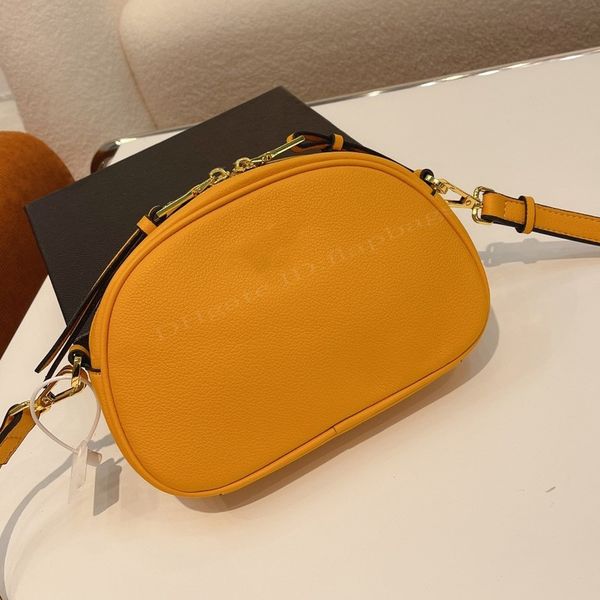wallets designers bag handbag shoulder crossbody clutch bags plain toiletry hobos zipper letters tote purse shopping solid evening women lux, Red;black
wallets designers bag handbag shoulder crossbody clutch bags plain toiletry hobos zipper letters tote purse shopping solid evening women lux, Red;black