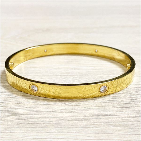 2020 fashion new gold 316l stainless steel screw bangle bracelet with screwdriver original box screws never lose with box with stamp, Golden;silver
2020 fashion new gold 316l stainless steel screw bangle bracelet with screwdriver original box screws never lose with box with stamp, Golden;silver