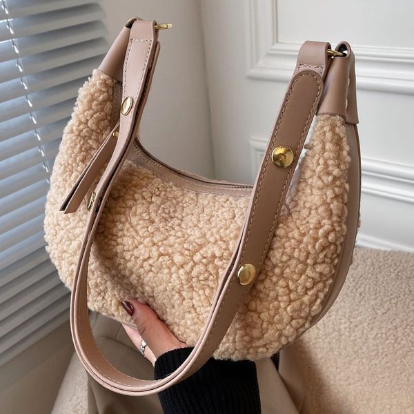lamb plush women's 2022 new fashion autumn and winter messenger minority high sense foreign style single shoulder bag
lamb plush women's 2022 new fashion autumn and winter messenger minority high sense foreign style single shoulder bag